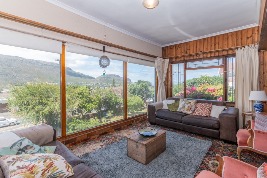 4 Bedroom Property for Sale in Fish Hoek Western Cape